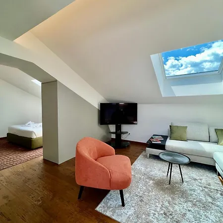 Romantico Attico * 쿠네오