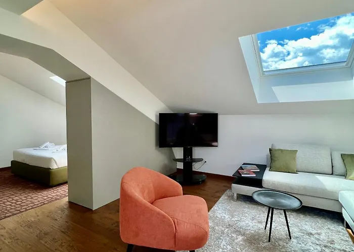 Romantico Attico * 库尼奥